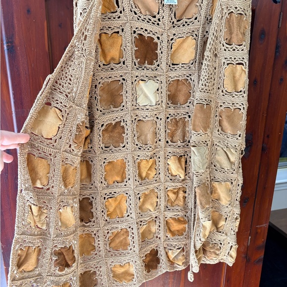 Vintage (90s) DKNY Jeans Crochet Patchwork Vest in Tan and Brown - Picture 7 of 12